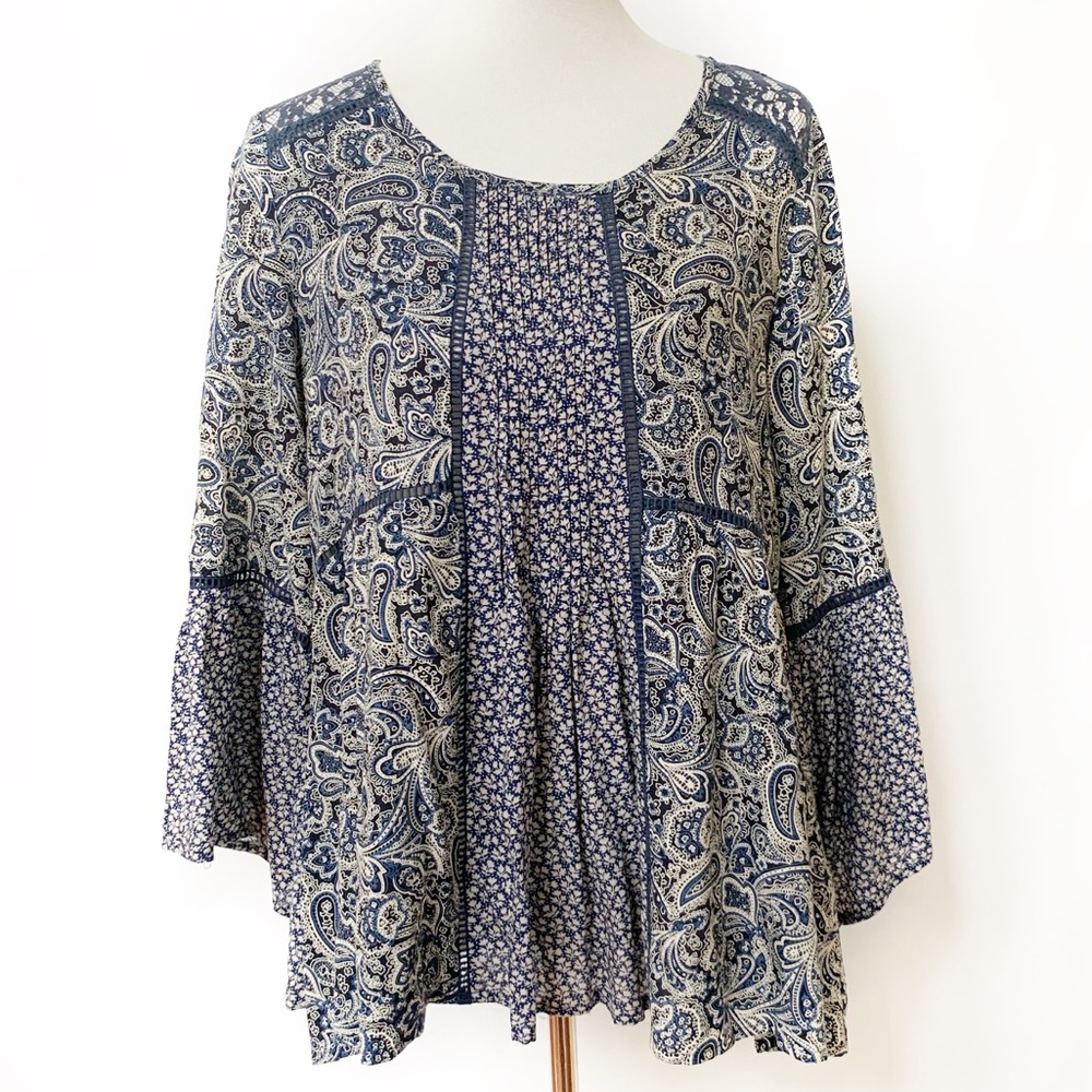 Mystree Stitch Fix Blue Print Boho Top